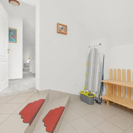 Centrum Ratuszowa Pink By Renters