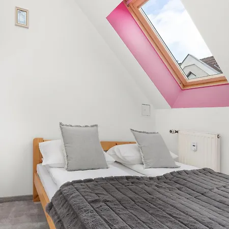 Centrum Ratuszowa Pink By Renters Apartmán Kolobřeh