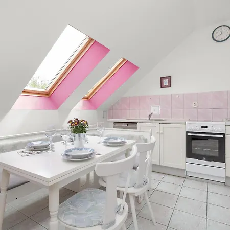 Apartmán Centrum Ratuszowa Pink By Renters Kolobřeh