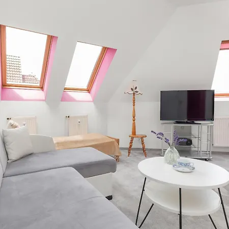 Apartmán Centrum Ratuszowa Pink By Renters *